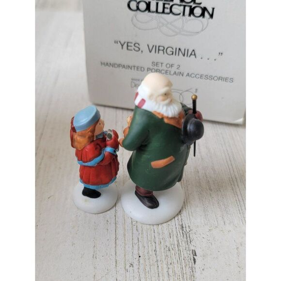 Dept 56 58890 Yes, Virginia... village accessory xmas set - Picture 5 of 6